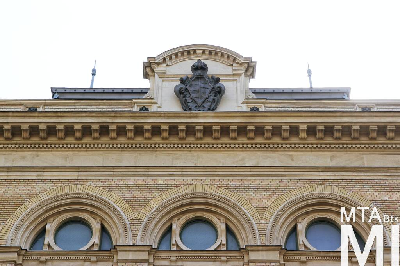 IMG_4677_Alkotmány u. 14_külső.jpg