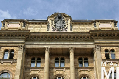 IMG_4645_Alkotmány u. 14_külső.jpg