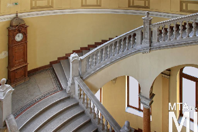 IMG_4108_Alkotmány u. 14_lépcsőház.jpg