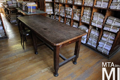 IMG_4403_Alkotmány u. 14_irattár.jpg