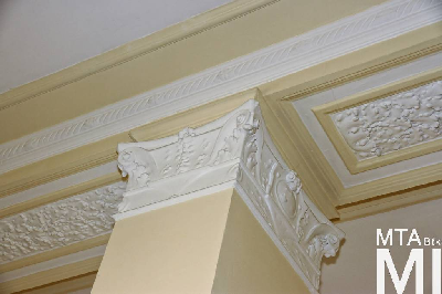 IMG_4465_Alkotmány u. 14_könyvtár.jpg