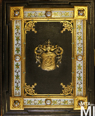 IMG_4458_Alkotmány u. 14_könyvtár.jpg