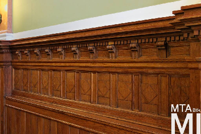 IMG_4285_Alkotmány u. 14_tárgyalóterem.jpg