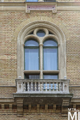 IMG_4680_Alkotmány u. 14_külső.jpg