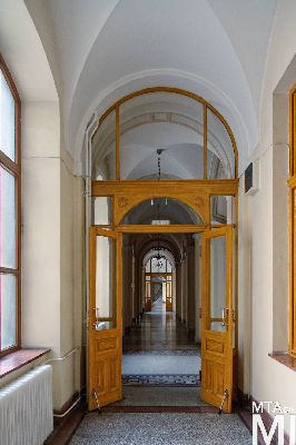 IMG_4014_Alkotmány u. 14_belső.jpg