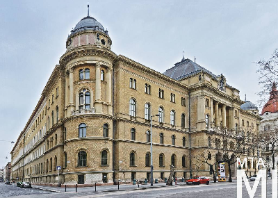 Bp_Törvényszéki_Palota_Alkotmány u. 14_külső.jpg