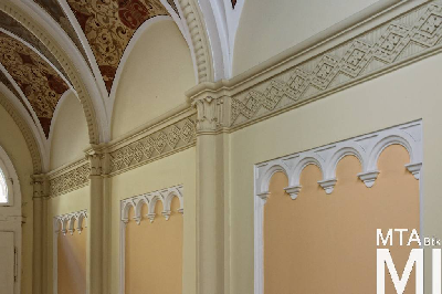 IMG_6743_Alkotmány u. 15_kapualj.jpg