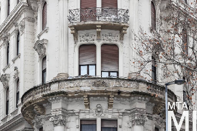 IMG_1131_Alkotmány u. 16_külső.jpg