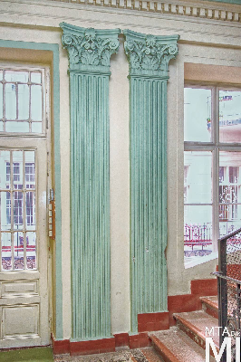 IMG_6308_Alkotmány u. 17 - Hold u. 29_lépcsőház.jpg