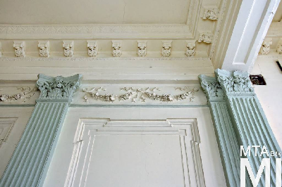 IMG_6290_Alkotmány u. 17 - Hold u. 29_kapualj.jpg