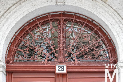 IMG_6276_Alkotmány u. 17 - Hold u. 29_kapu.jpg