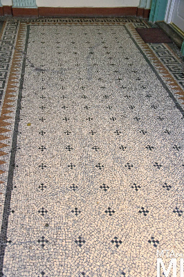 IMG_6310_Alkotmány u. 17 - Hold u. 29_lépcsőház.jpg