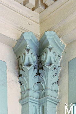 IMG_6319_Alkotmány u. 17 - Hold u. 29_lépcsőház.jpg