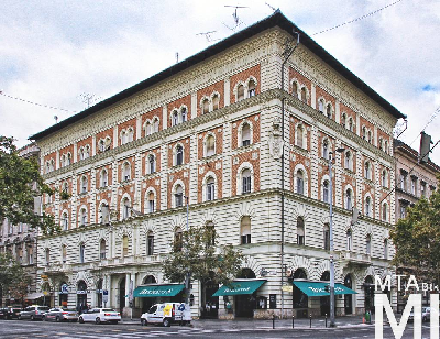 IMG_7069_Alkotmány u. 20_homlokzat.jpg