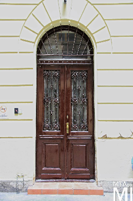 IMG_6361_Alkotmány u. 21_udvari homlokzat_részlet.jpg