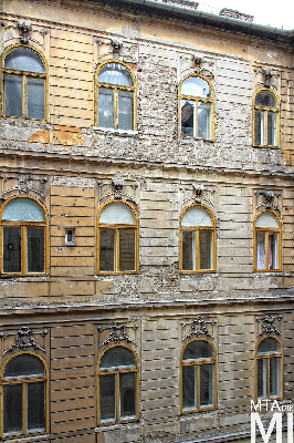IMG_6354_Alkotmány u. 21_udvari homlokzat.jpg