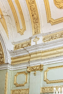 IMG_6340_Alkotmány u. 21_kapualj.jpg