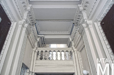 IMG_5073_Alkotmány u. 23_kapualj.jpg