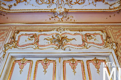 IMG_5360_Alkotmány u. 25_belső_volt_szalon.jpg