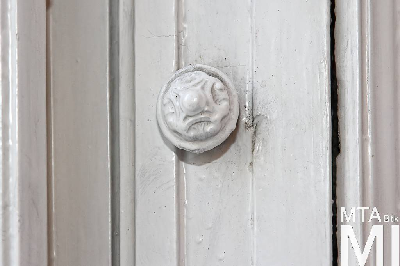 IMG_5396_Alkotmány u. 25_belső_volt_szalon.jpg