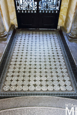 IMG_5528_Alkotmány u. 25_kapualj.jpg