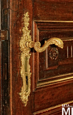 IMG_5300_Alkotmány u. 25_belső_volt_könyvtárszoba.jpg