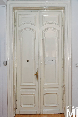 IMG_5481_Alkotmány u. 25_belső.jpg