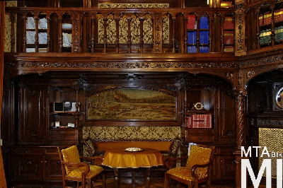 IMG_5238_Alkotmány u. 25_belső_volt_könyvtárszoba.jpg