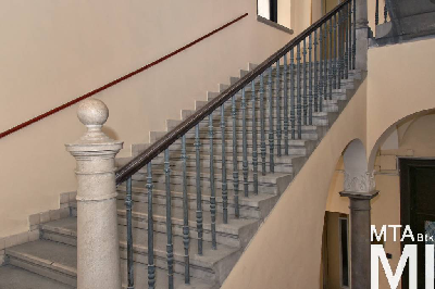 IMG_6662_Alkotmány u. 31_lépcsőház.jpg