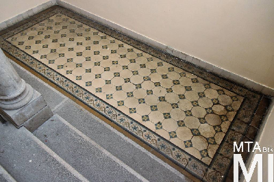 IMG_6676_Alkotmány u. 31_lépcsőház.jpg