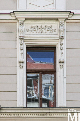 IMG_6776_Alkotmány u. 3_homlokzat_részlet.jpg