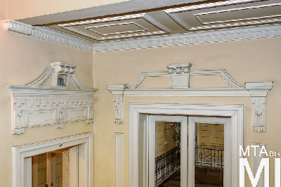 IMG_0262_Alkotmány u. 3_lépcsőház.jpg