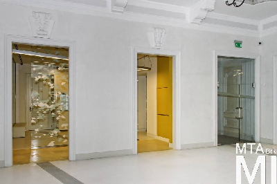 IMG_0183_Alkotmány u. 5_belső.jpg