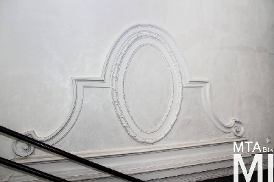 IMG_0193_Alkotmány u. 5_kapualj.jpg