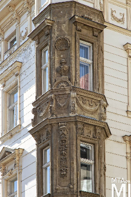 IMG_6765_Alkotmány u. 5_homlokzat_részlet.jpg