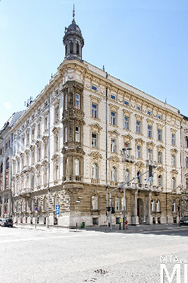 IMG_6762_Alkotmány u. 5_homlokzat.jpg