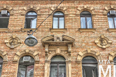 IMG_6164_Alkotmány u. 6_homlokzat_részlet.jpg