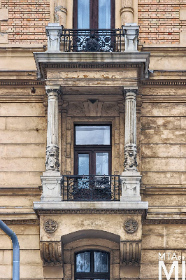 IMG_1016_Alkotmány u. 6_homlokzat_részlet.jpg