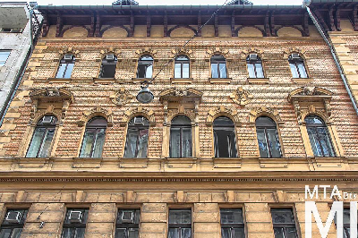 IMG_6163_Alkotmány u. 6_homlokzat_részlet.jpg