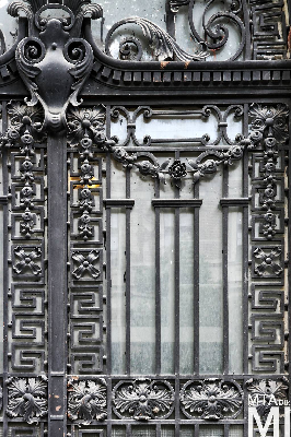 IMG_6195_Alkotmány u. 8_Alkotmány utcai homlokzat_kapu_részlet.jpg