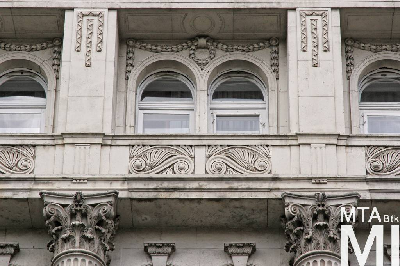 IMG_6191_Alkotmány u. 8_Alkotmány utcai homlokzat_részlet.jpg
