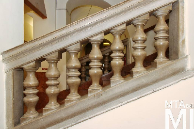 IMG_2334_Alkotmány u. 9-11_lépcsőház.jpg