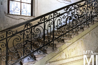 IMG_6506_Alkotmány u. 10_lépcsőház.jpg