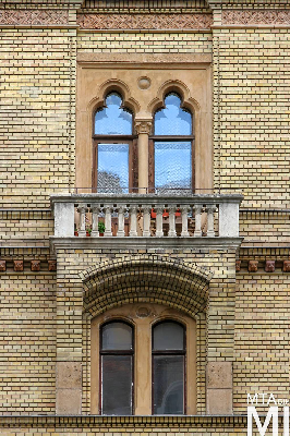 IMG_6231_Alkotmány u. 12_homlokzatrészlet.jpg