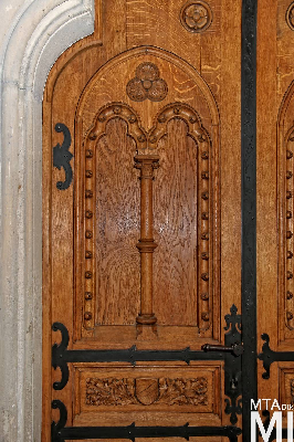 IMG_8699_Alkotmány u. 12_templombelső.jpg