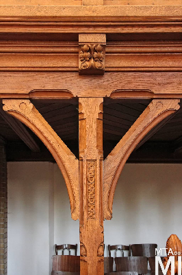 IMG_8707_Alkotmány u. 12_templombelső.jpg