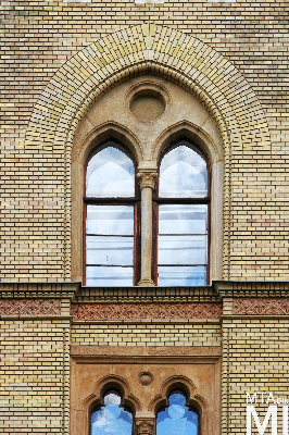 IMG_6233_Alkotmány u. 12_homlokzatrészlet.jpg