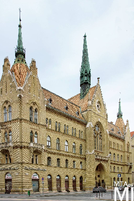 IMG_6230_Alkotmány u. 12_külső.jpg