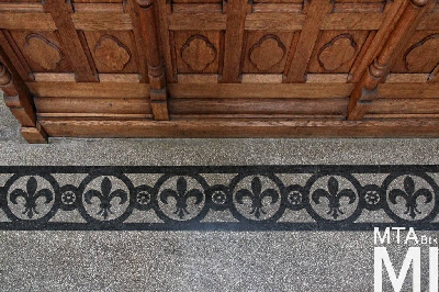 IMG_8759_Alkotmány u. 12_templombelső.jpg