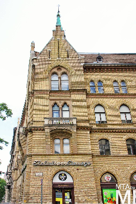 IMG_6263_Alkotmány u. 12_Nagy Ignác u_homlokzatrészlet.jpg